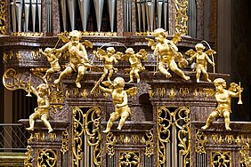 Engelfiguren der Stiftsorgel