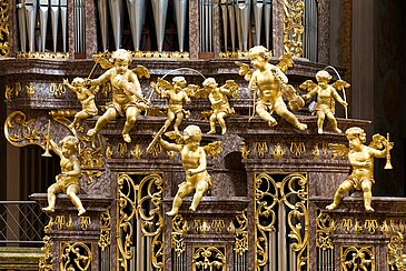 Engelfiguren der Stiftsorgel