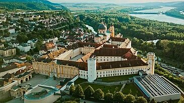 Flugaufnahme des Stiftes Melk